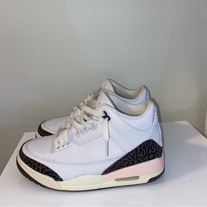 Women’s Air Jordan 3 Retro “Neapolitan” Size 5.5